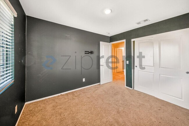 Building Photo - 4364 E Ave J6