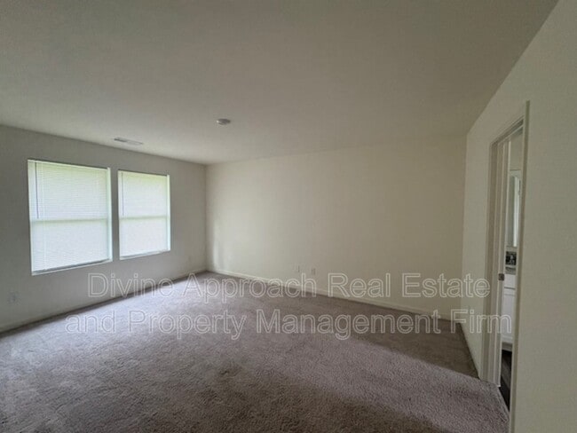 Building Photo - 1609 U W Clemon Dr