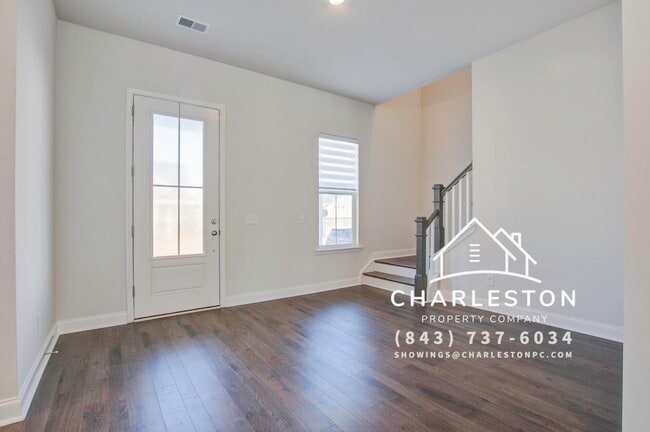 Building Photo - 169 Country Gate Ln