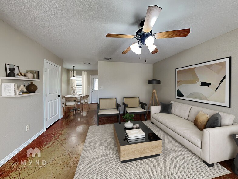 Primary Photo - 414 N Ave E