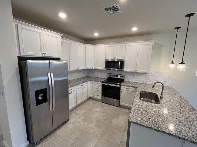Building Photo - 14261 Sapelo Beach Dr