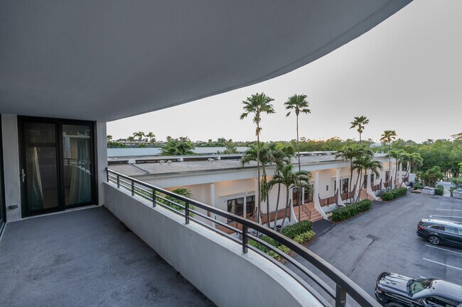 Building Photo - 3589 S Ocean Blvd