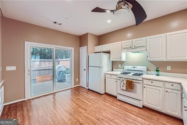 Building Photo - 102 Kenninghall Dr