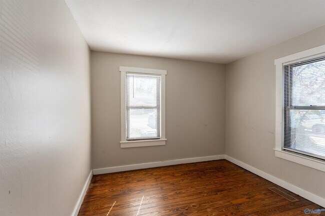 Building Photo - 1421 Rison Ave NE