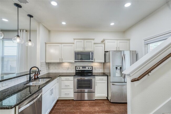 Building Photo - 5817 Loblolly Ln