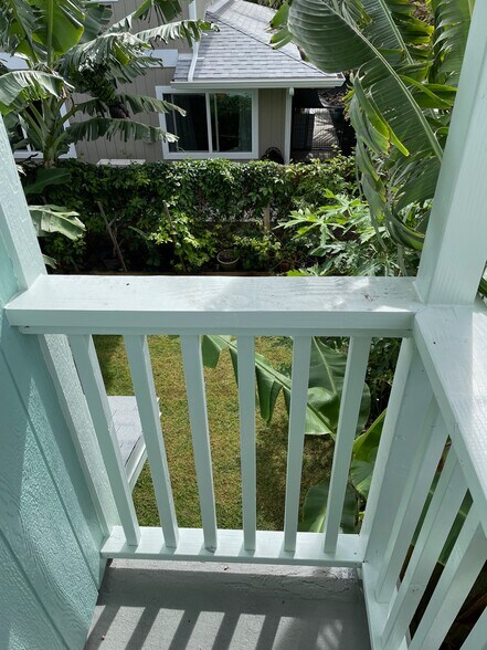 Building Photo - 453 Lanae Way