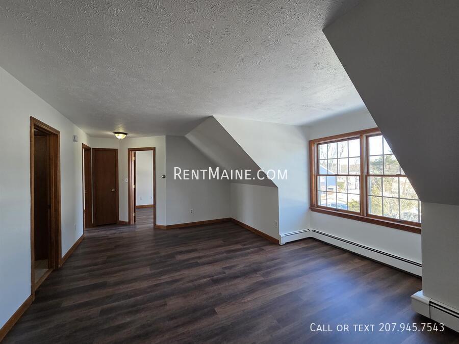 Building Photo - 7 Hartley St