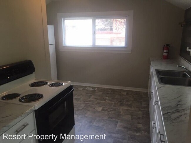 Building Photo - 2 br, 1 bath House - 1409 E Birch Ave