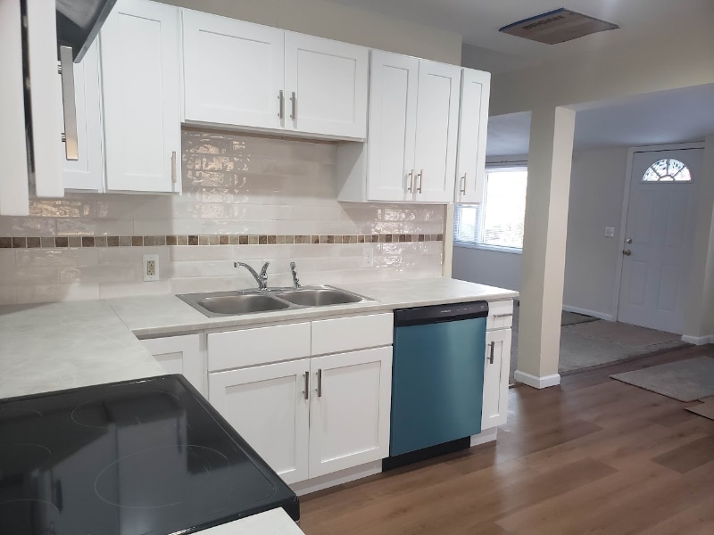 Building Photo - 23 Budd Ave