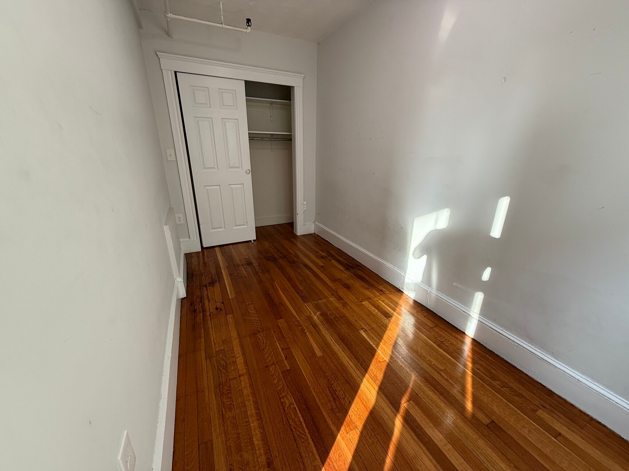 Building Photo - 1669 Commonwealth Ave