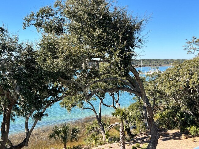 Building Photo - Luxury Coastal Living - The Charles - Deep Water Views