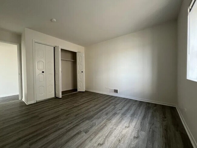 Building Photo - 2300 N Harlem Ave
