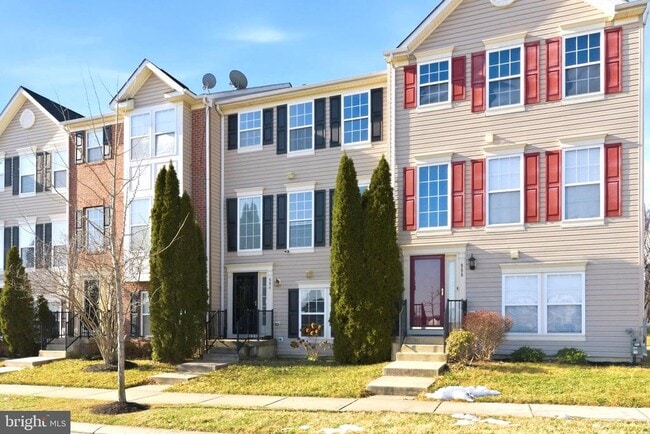 Building Photo - 886 Lowe Rd