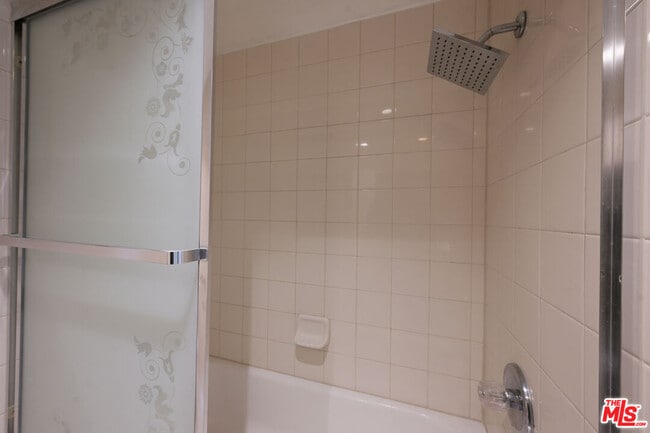 Building Photo - 10535 Wilshire Blvd