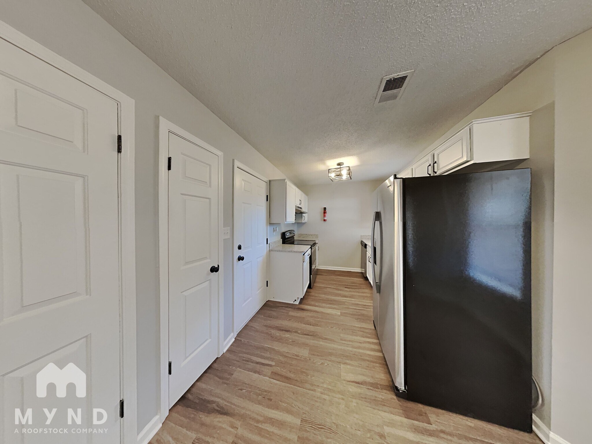 Building Photo - 1041 Spanish Trail Ln