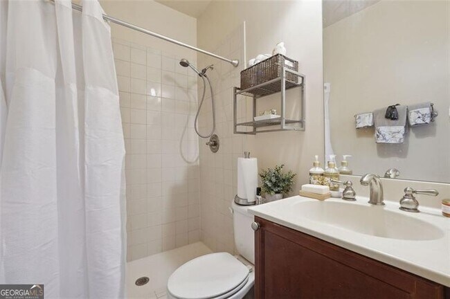 Building Photo - 1071 Pearl