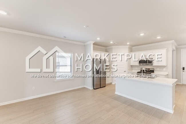 Building Photo - 206 Stockyard Cir