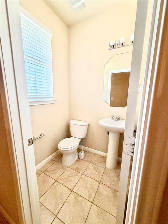 Building Photo - 601 Katmai Cir