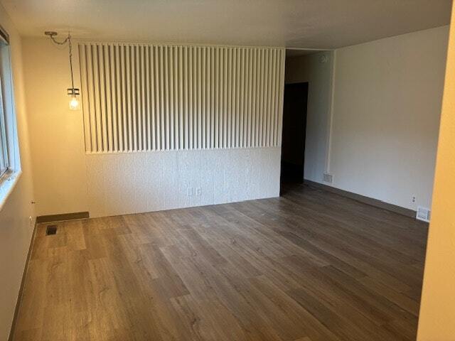 Building Photo - 2122 Orchard Dr