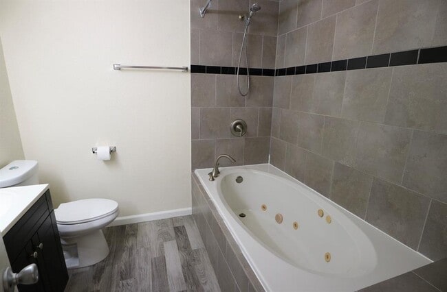 Building Photo - 2115 Wheathall Camp Ln