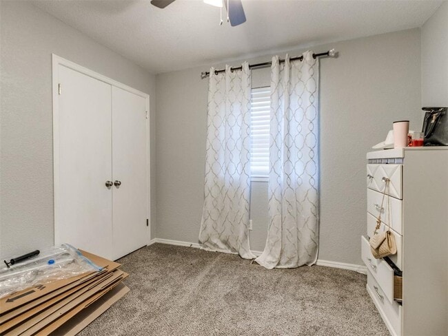 Building Photo - 4124 Overland Dr