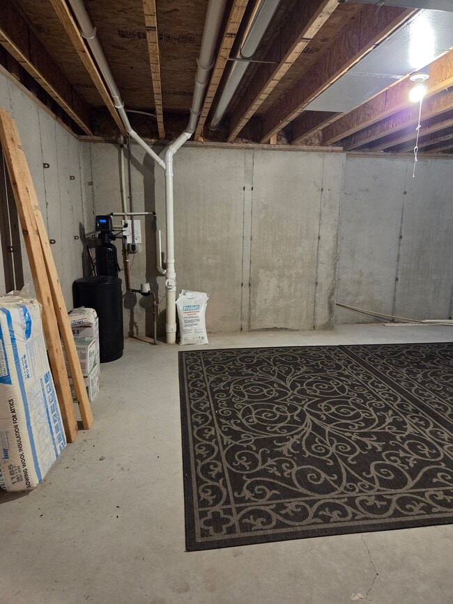 Building Photo - 6803 Von Kanel St