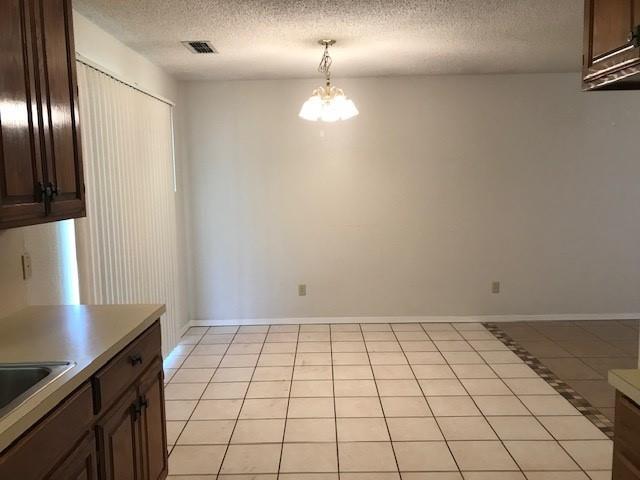 Building Photo - 1733 Chachalaca Ln