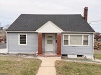 Building Photo - 83 Academy St