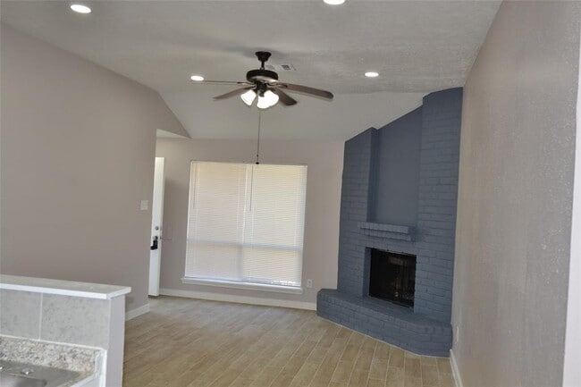 Building Photo - 9130 Autumn Harvest Dr