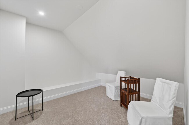Building Photo - 5115 Cape Cod Ct