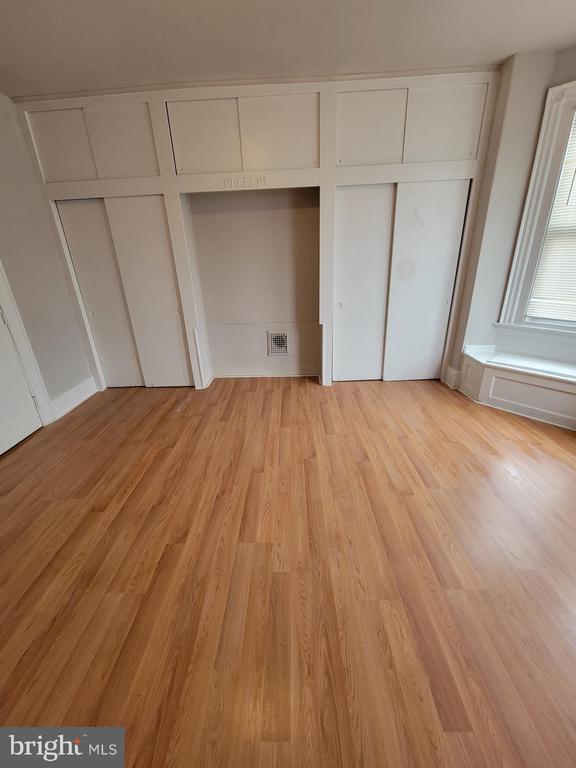 Building Photo - 251 S 51st St