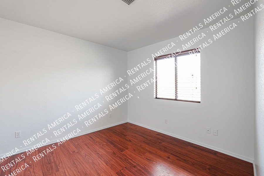 Building Photo - 20412 N 32nd Pl