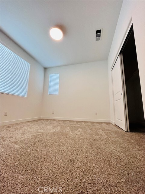Building Photo - 2031 Divine Arroyo