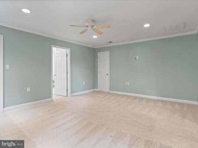 Building Photo - 10107 Minburn St