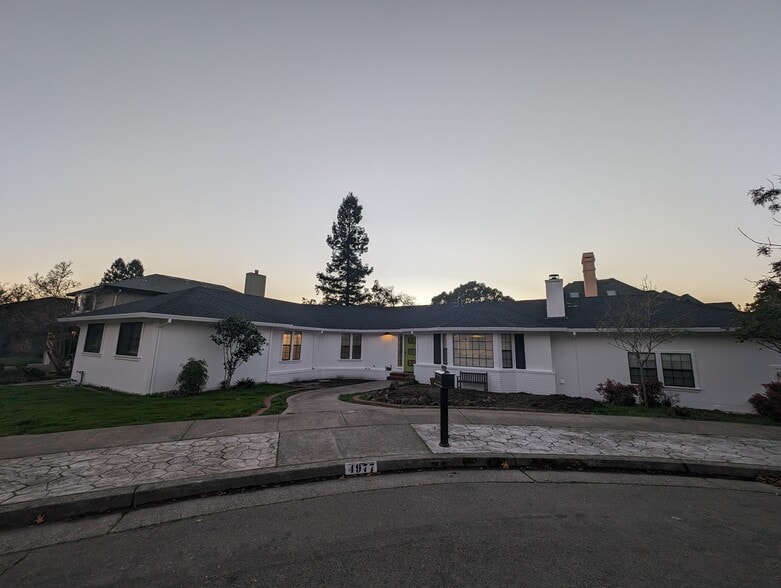 Sunsets off the back deck - 4977 Hoen Ave