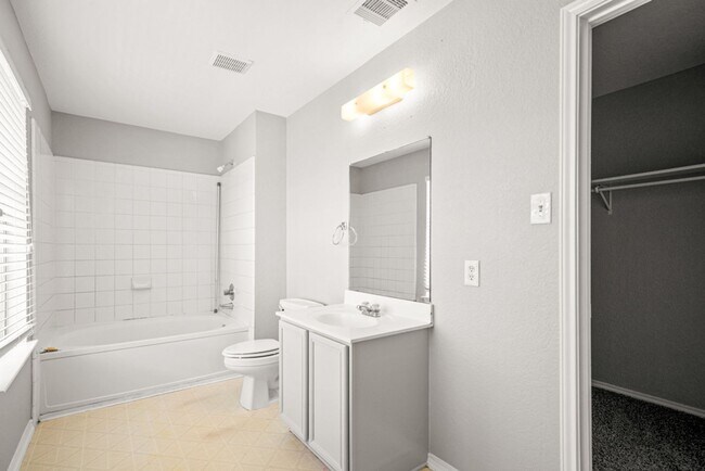Building Photo - Four Bedroom Rental in Bridgewood!