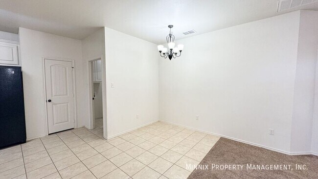 Building Photo - 6804 Oakridge Ave