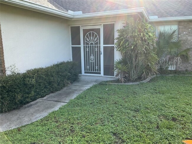 Building Photo - 2700 S Biscayne Dr