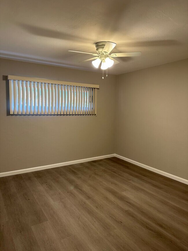 Building Photo - 4225 Kansas St