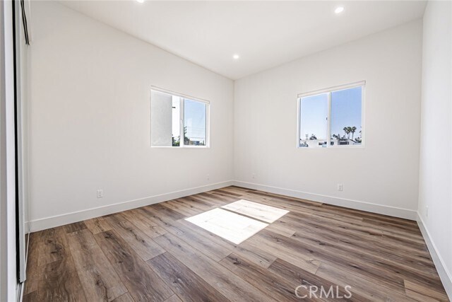 Building Photo - 4445 Auckland Ave