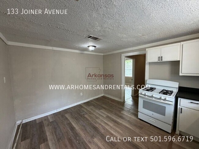 Building Photo - 133 Joiner Ave