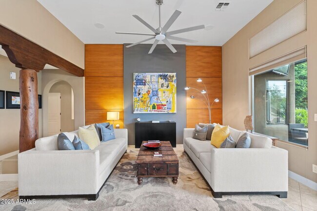 Building Photo - 5447 E Ron Rico Rd