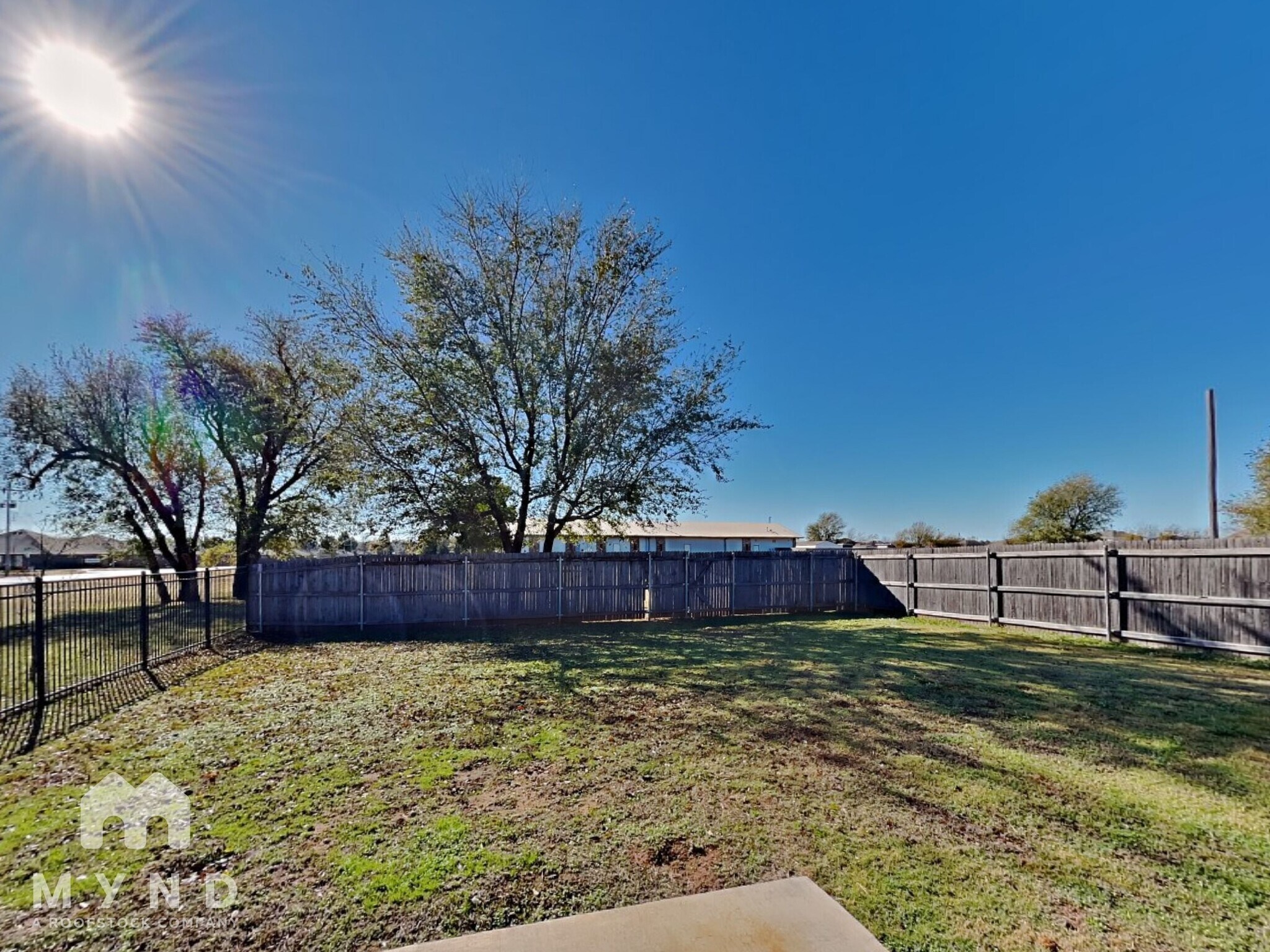 Building Photo - 10600 NW 20th St