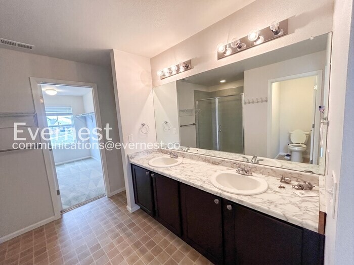 Building Photo - 2560 Gobi Dr