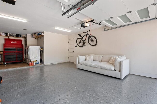 Building Photo - 4412 Dovemeadow Dr