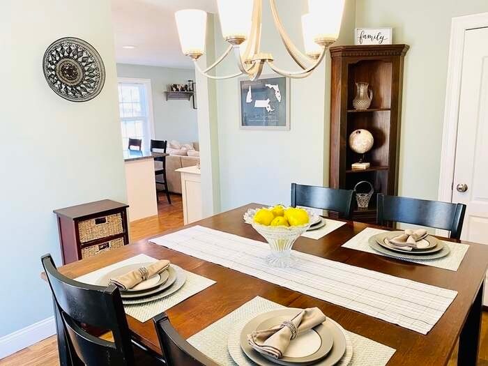 Building Photo - 32 John St