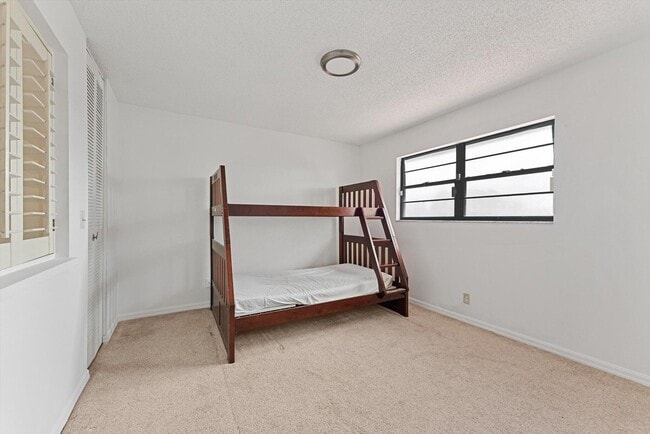 Building Photo - 5371 Stonybrook Dr