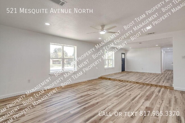 Building Photo - 521 Mesquite Ave N