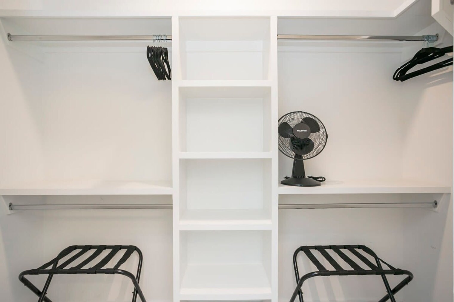 Building Photo - 713 26th Ave N