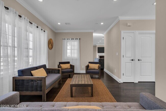 Building Photo - 58 Seaview Ave